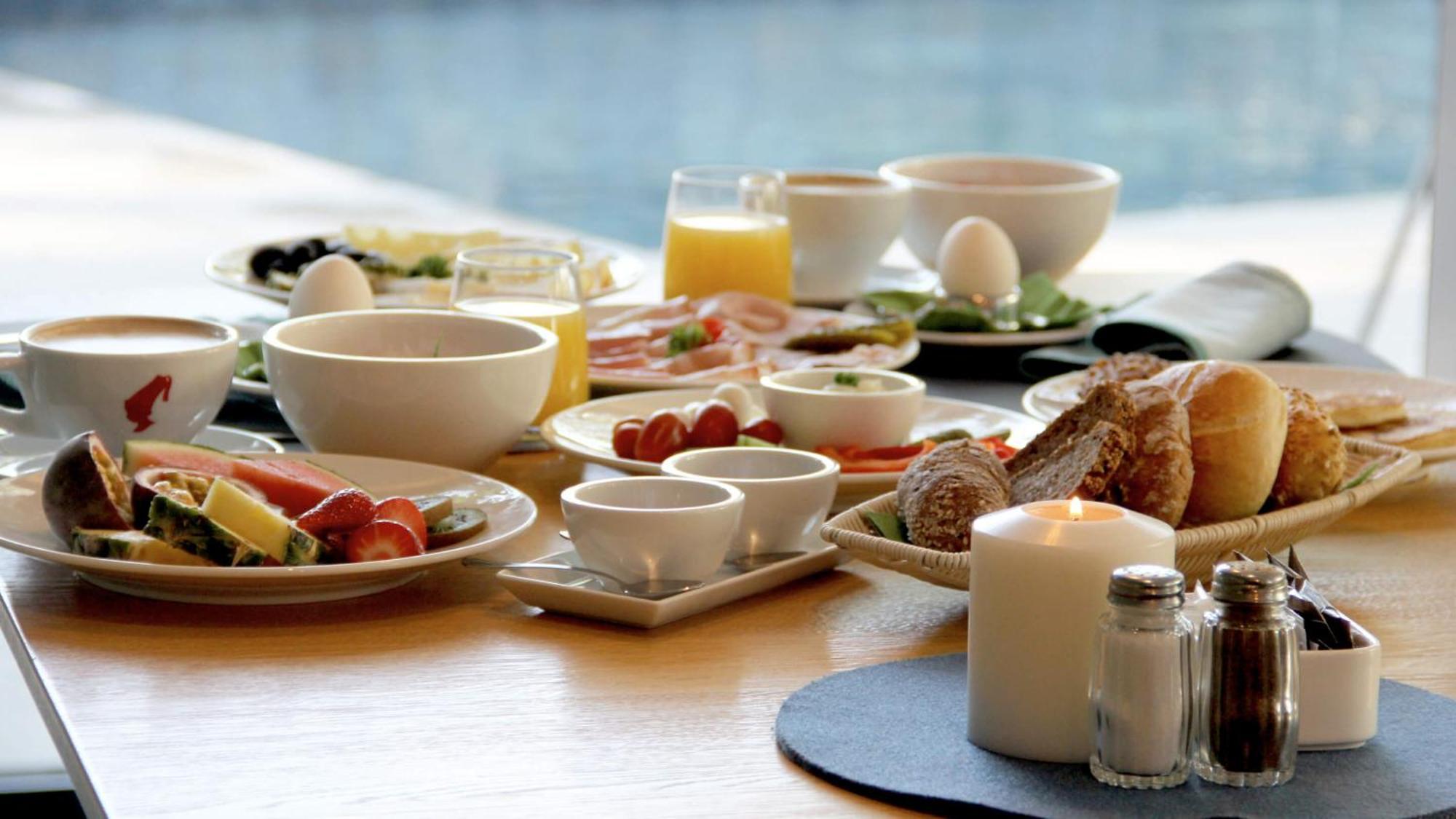 Flora Hotel & Suites Мерано Экстерьер фото